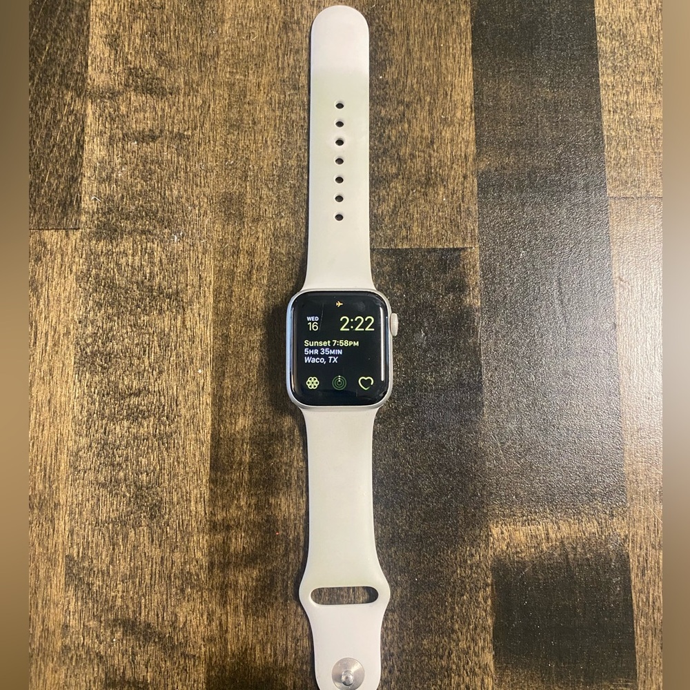 Apple Watch SE- 40mm silver